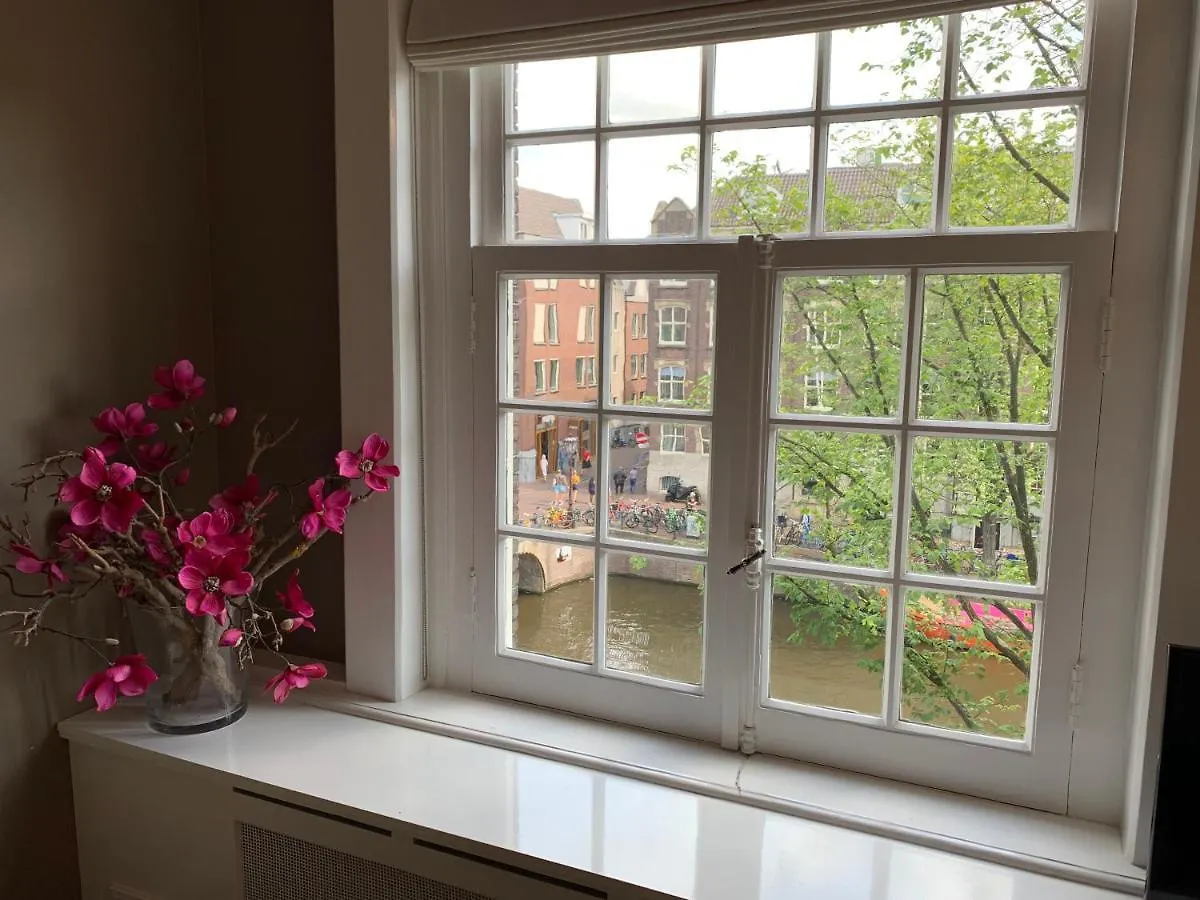 Loft In Monumental House Bed & Breakfast Amsterdam