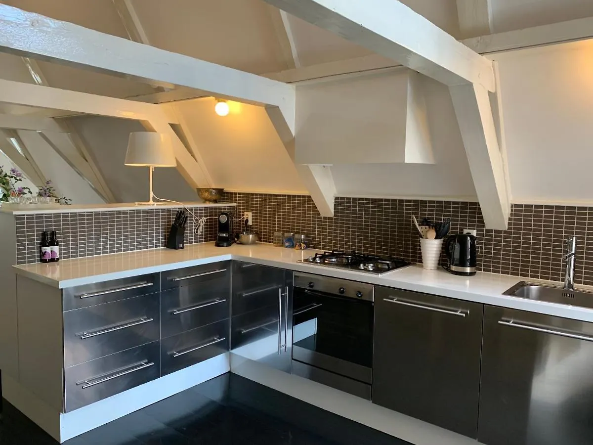 Bed and Breakfast Loft In Monumental House Amsterdam